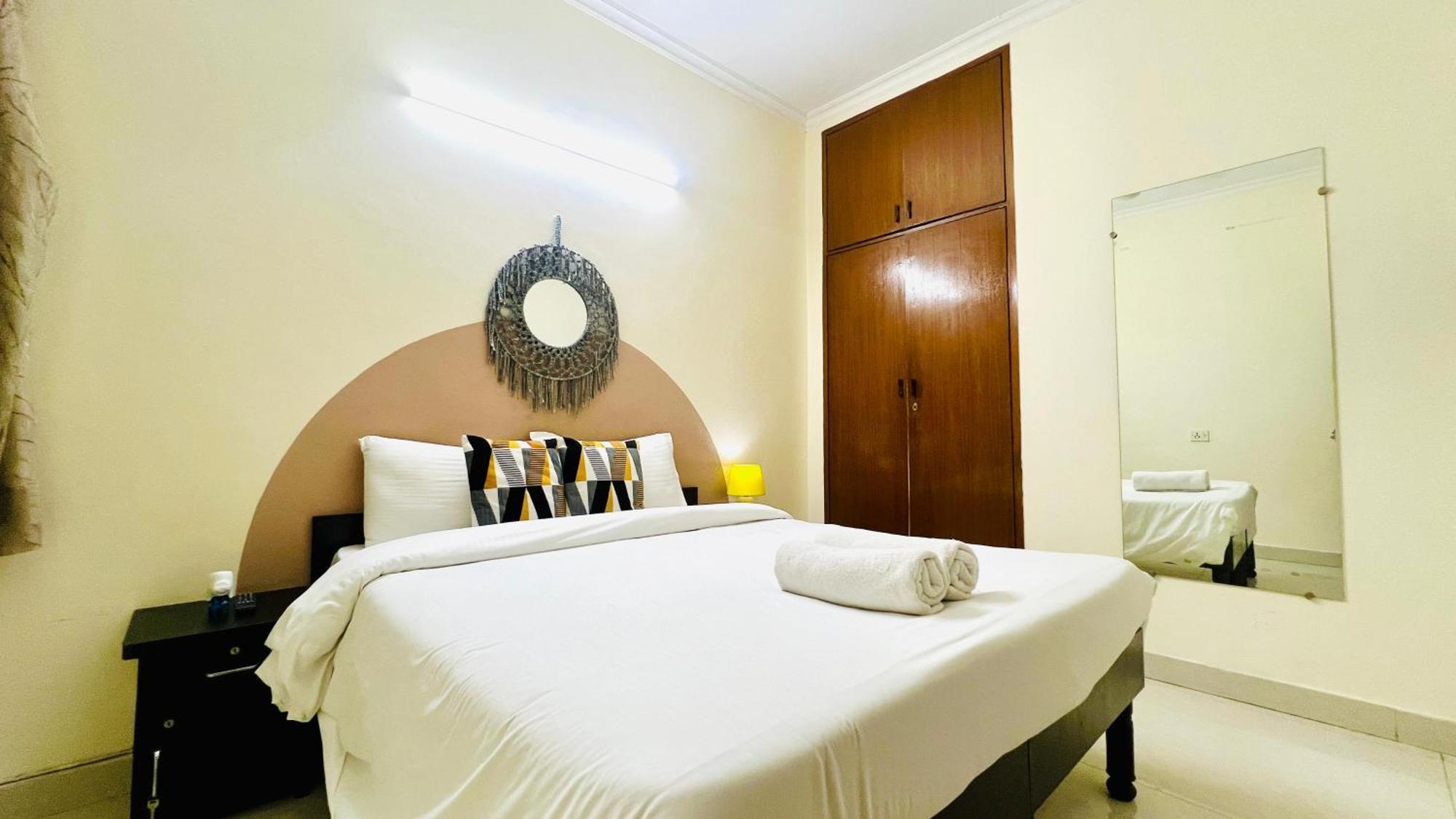 Apartment Olive Service Saket New Delhi
