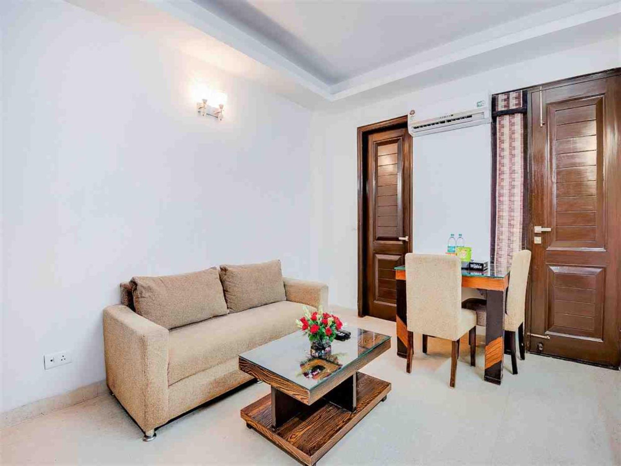 Apartment Olive Service Saket